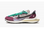 Nike Vaporwaffle sacai Villain Red Neptune Green