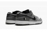 NIKE SB DUNK LOW Lunar Eclipse West