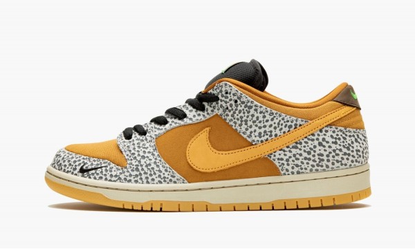 Dunk Low 'Safari Swoosh - Kumquat'