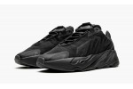 ADIDAS YEEZY BOOST 700 MNVNTriple Black