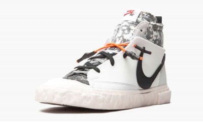 NIKE
BLAZER MID
READYMADE - White