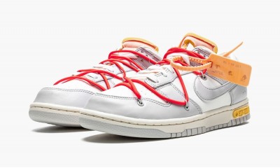 NIKE DUNK LOWOff-White Lot 6