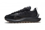 Nike Vaporwaffle sacai Black Gum