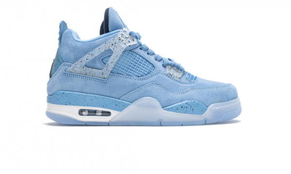 Air Jordan 4 Retro UNC