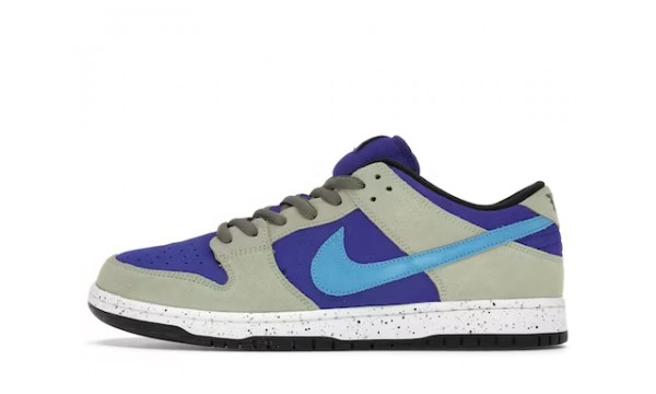 Nike SB Dunk Low ACG Celadon