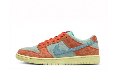 Nike SB Dunk Low Noise Aqua