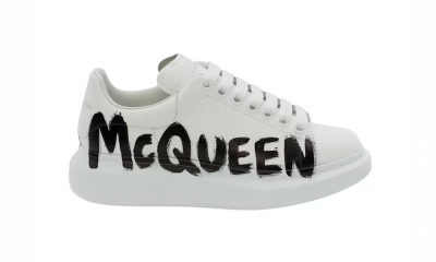 Alexander McQueen Oversized Graffiti White Black