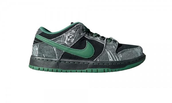 Nike SB Dunk Low There Skateboards